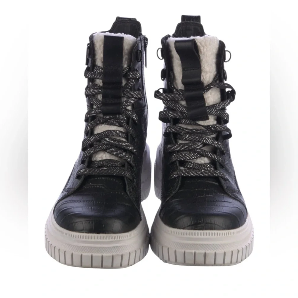 Sorel Black Leather High-Top Winter Sneakers with Sherpa Lining